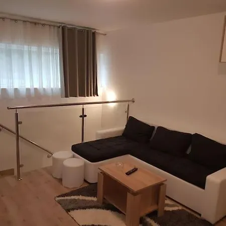 Apartamento Naomi *