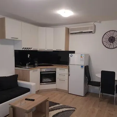 Naomi Apartamento